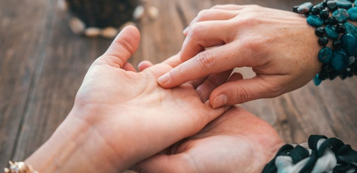 Palm & Photo Reading